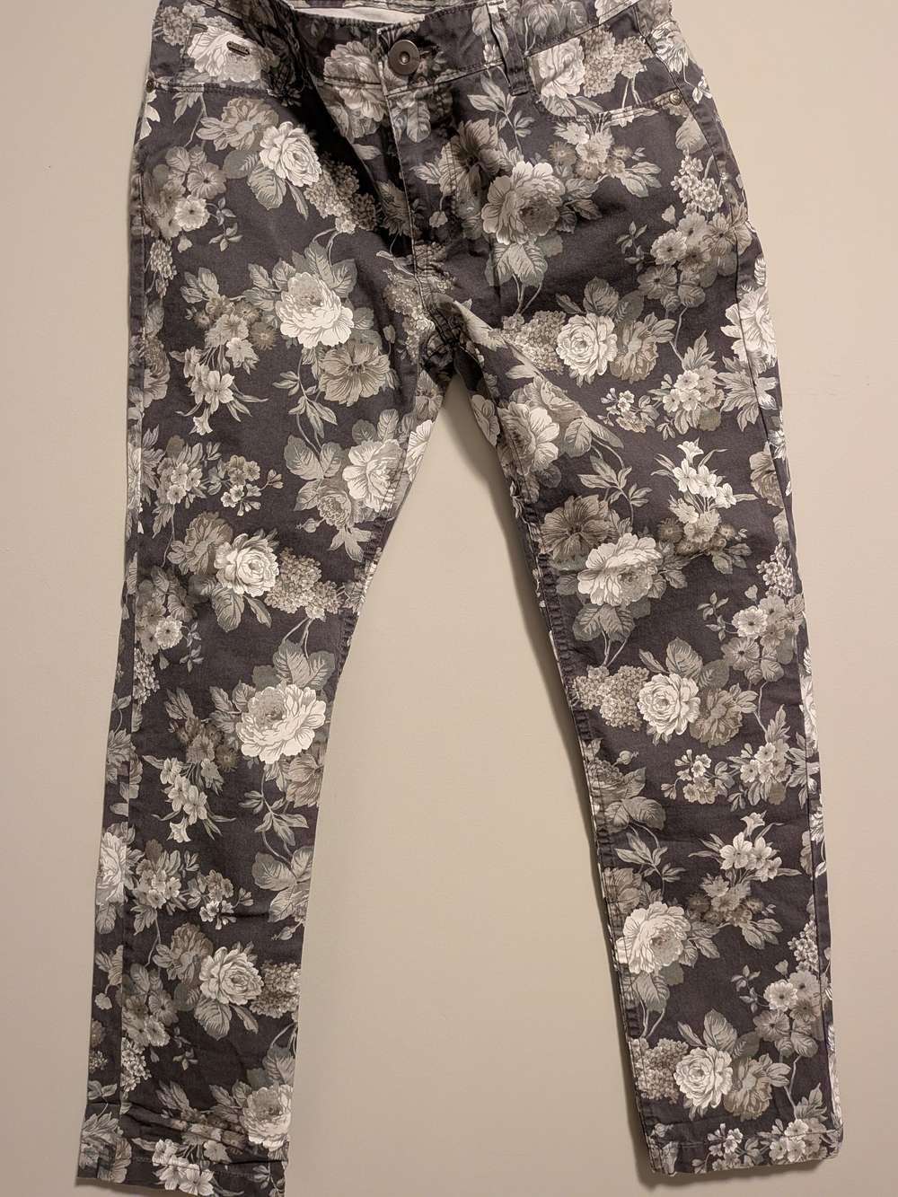 Low Rise Floral RIG - Utility Pant - Picture 5 of 10